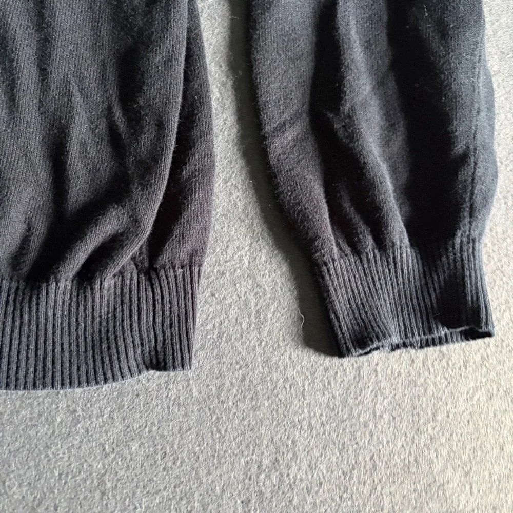 Lacoste V-Neck Sweater Mens 5 Large Black Cotton French Classic Comfort Logo